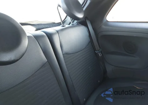 2015 Fiat 500 Sport из США, поврежденный, VIN 3C3CFFBR5FT753713